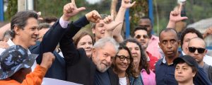 Lula é solto após 580 dias
