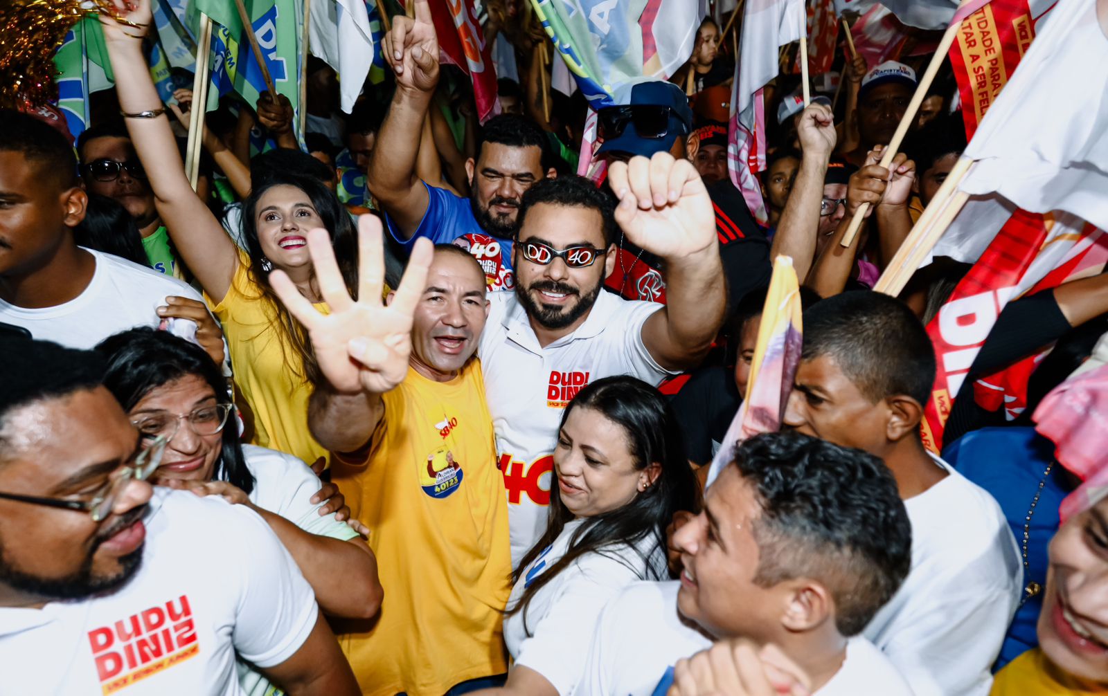 Dudu Diniz mobiliza multidão em caminhada por São José de Ribamar